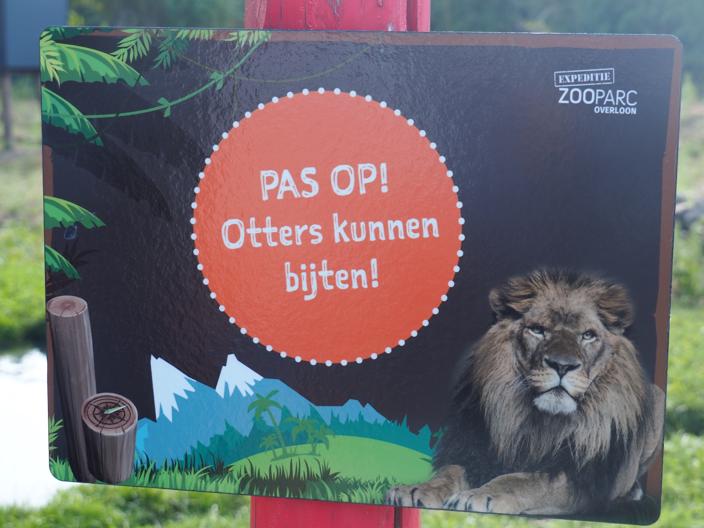 Sign Watch out, otters can bite, 2019-06-01