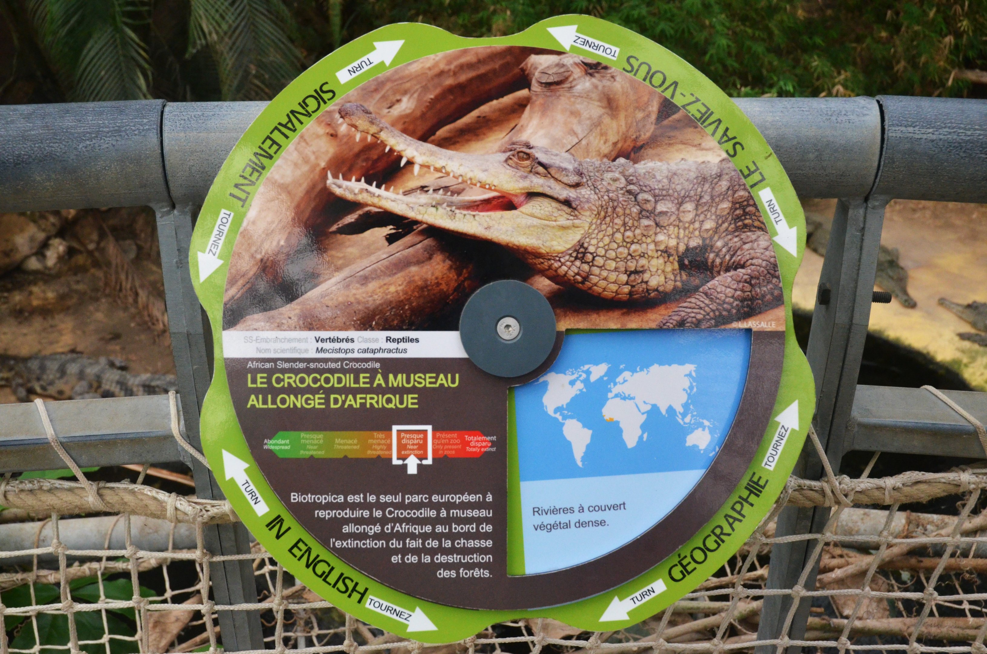 Signage Example at Biotropica, 16/06/18