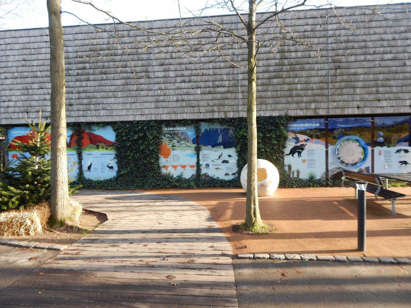 Signage for Tasmanian animals 261124