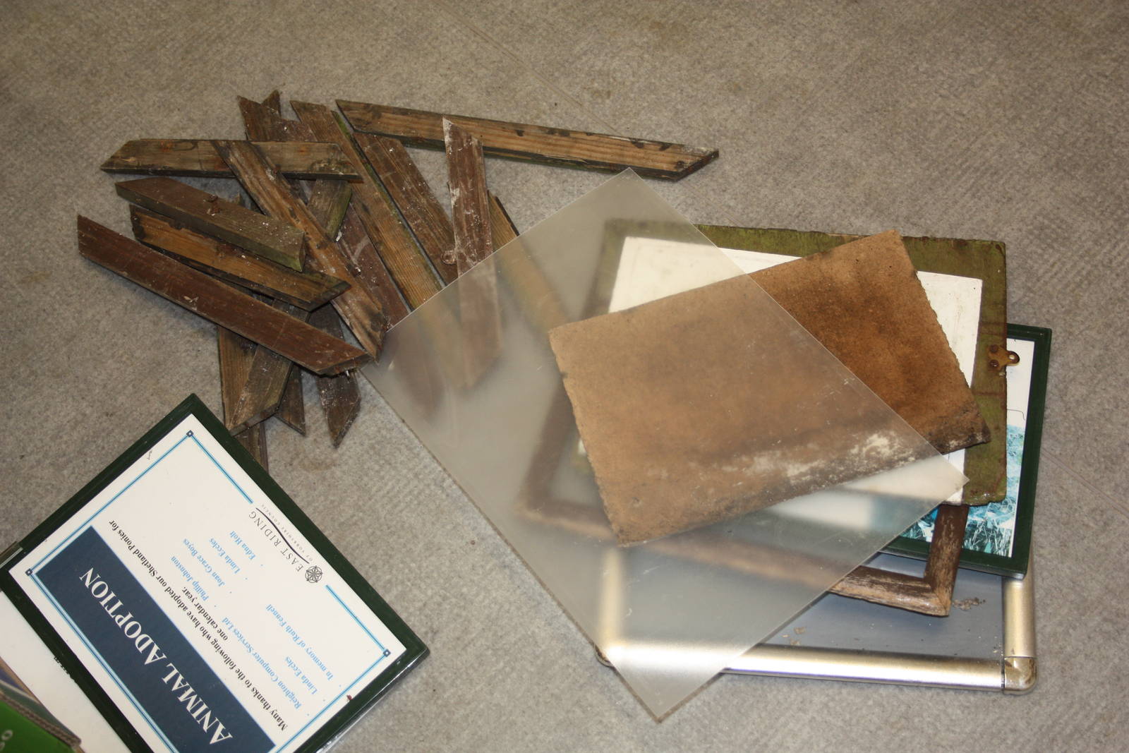 Signage frames to be discarded, 26th September 2014