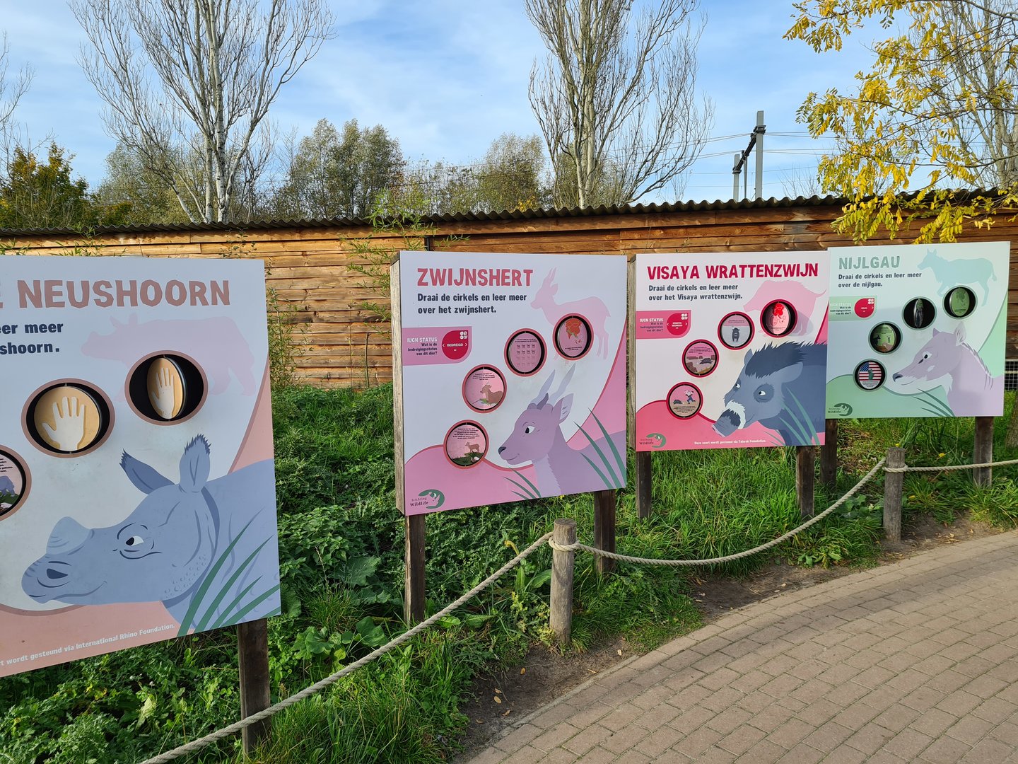 Signage near second Rhinoceros enclosure