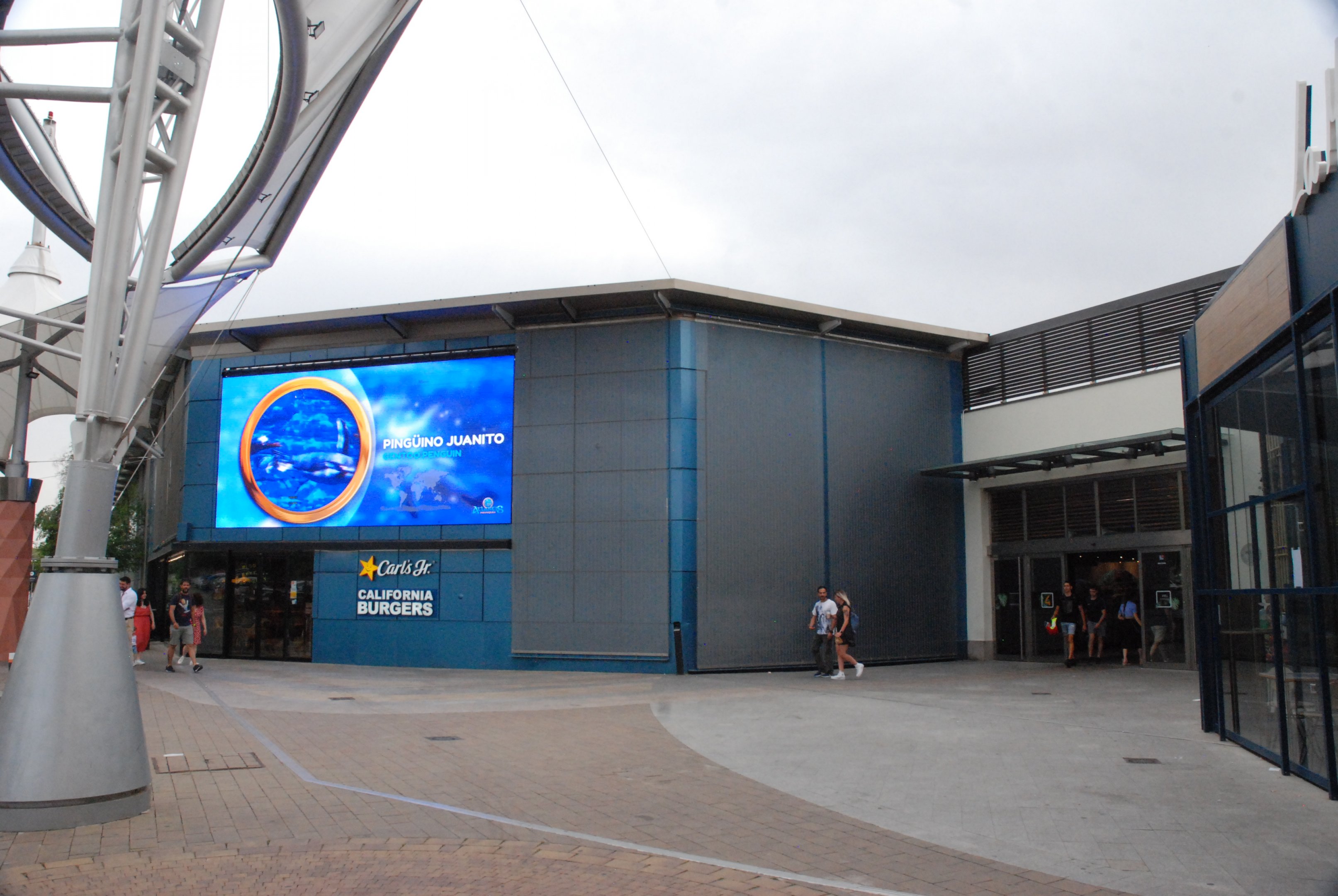 Signage on Exterior of Xanadu Shopping Centre at Atlantis Aquarium Madrid, 20th May 2022