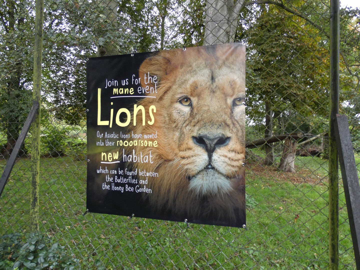 Signage on old Lion enclosure
