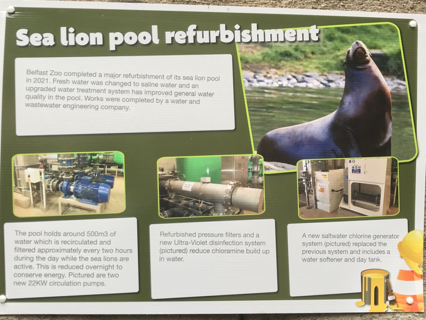 Signage on sea lion pool refurbishment - 04/09/21