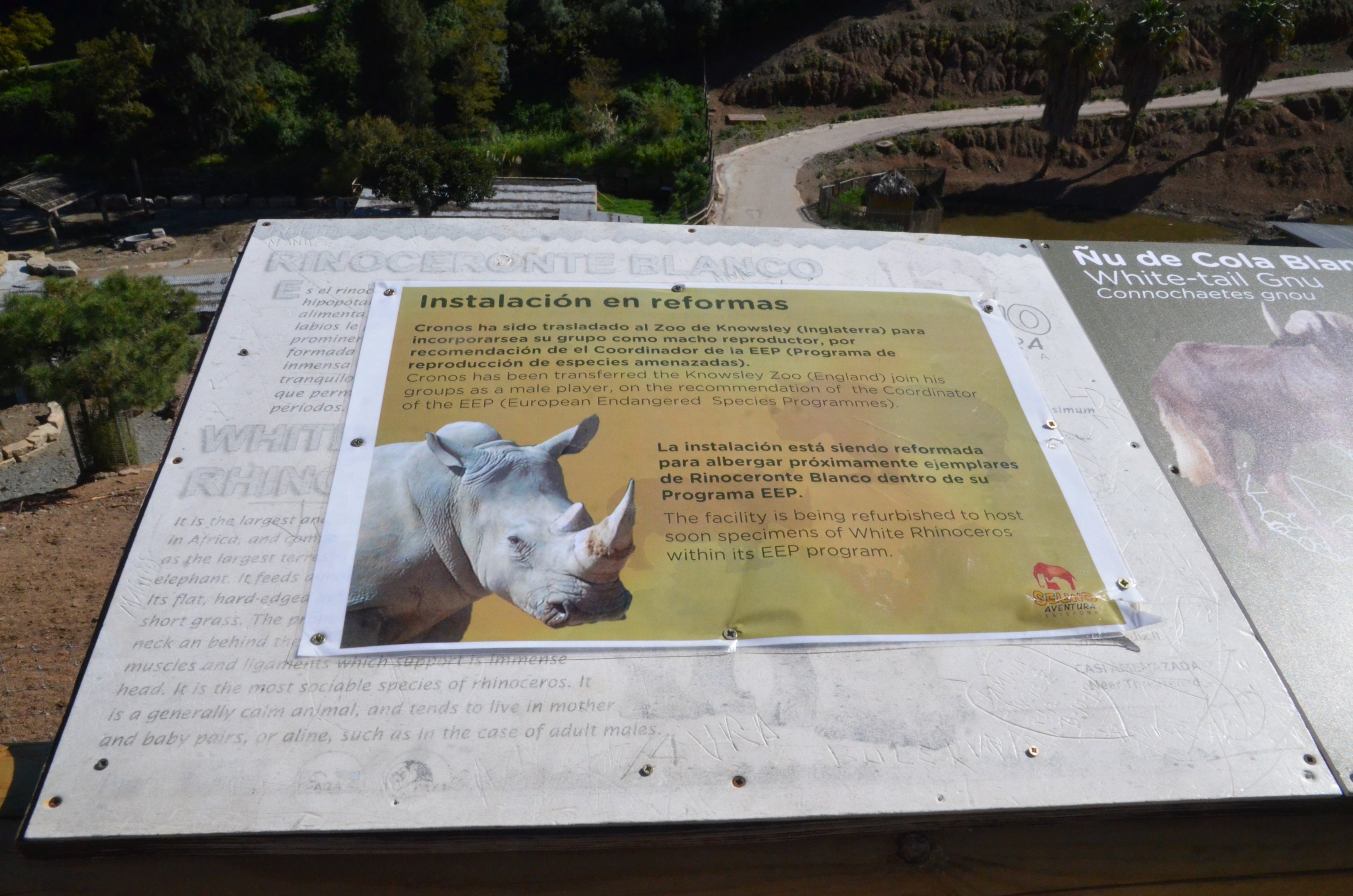 Signage on (Temporarily-empty) Rhino Paddock at Selwo Aventura, 13/03/19