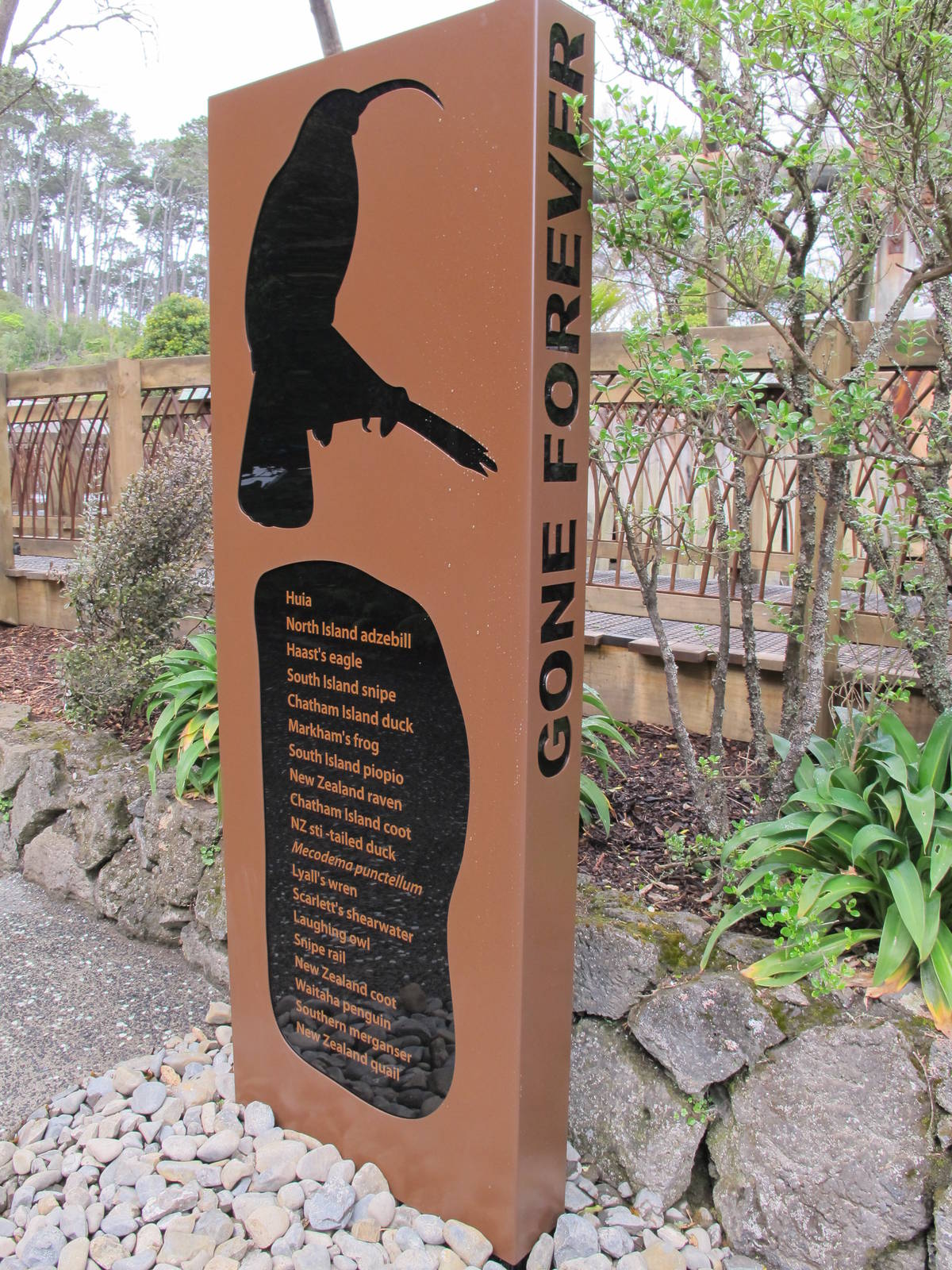 Signage - Te Wao Nui, Auckland Zoo 2011