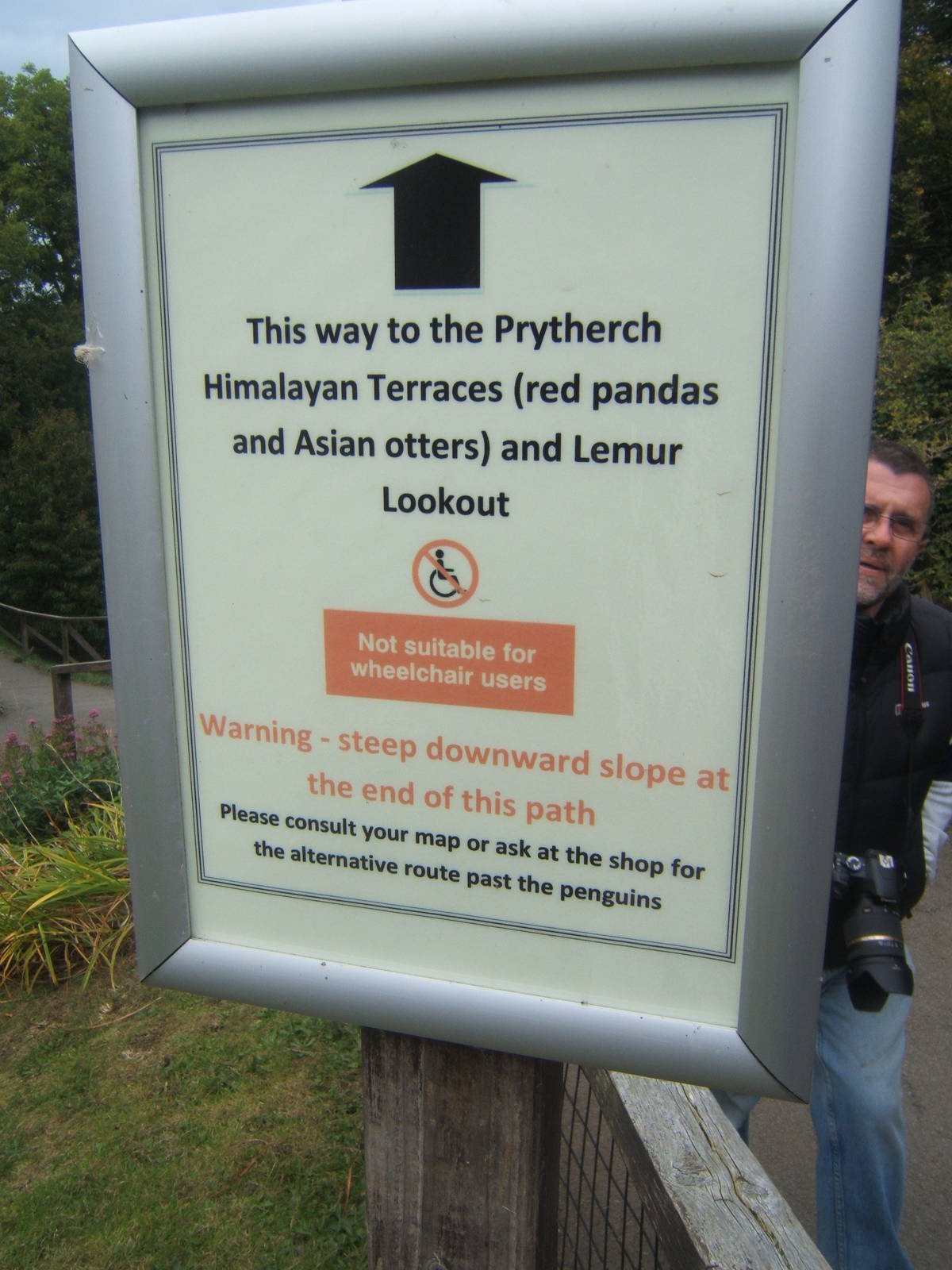 Signage that does give fair warning the path is a little on the steep side