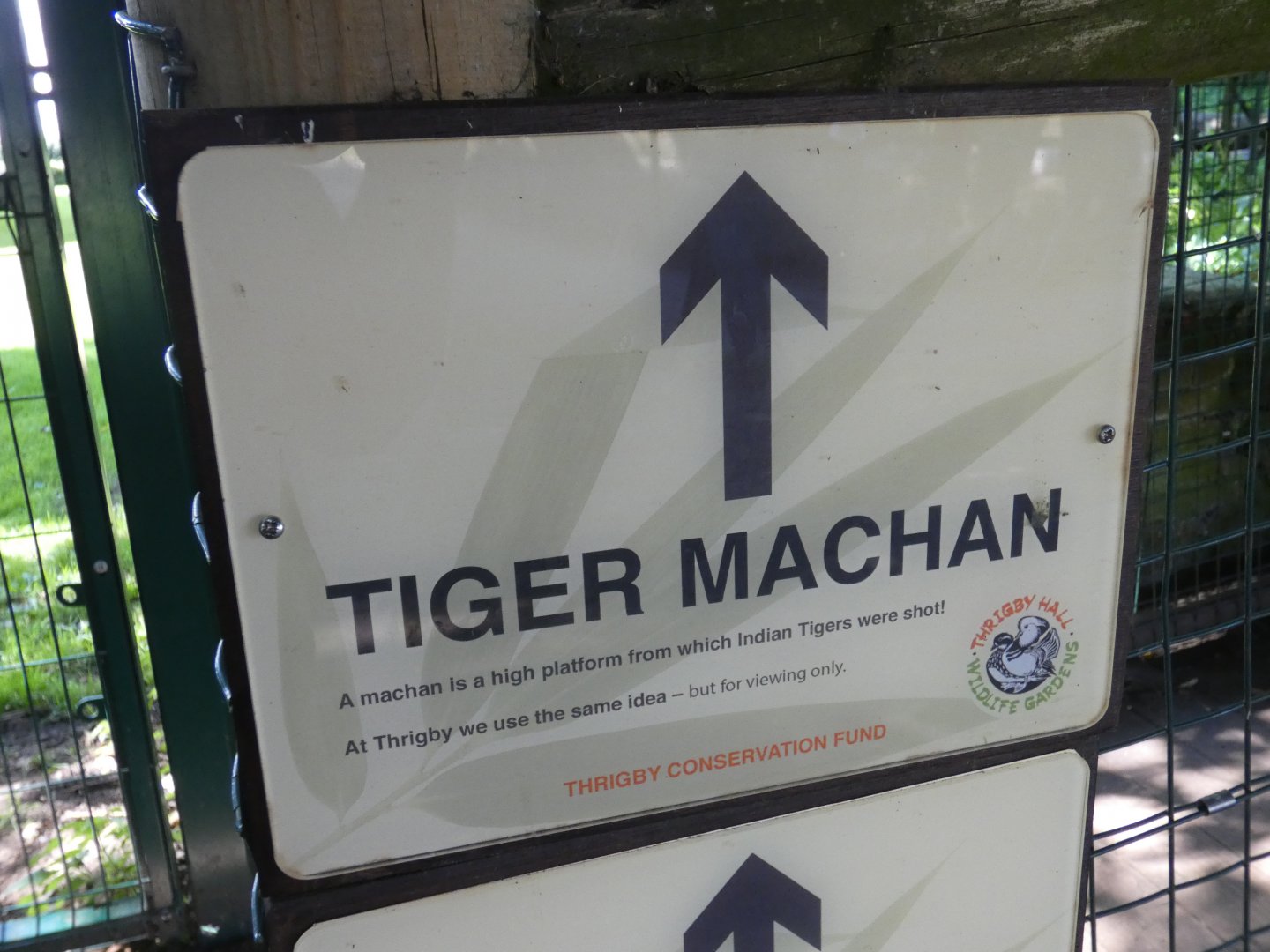 Signage up to Tiger viewing area