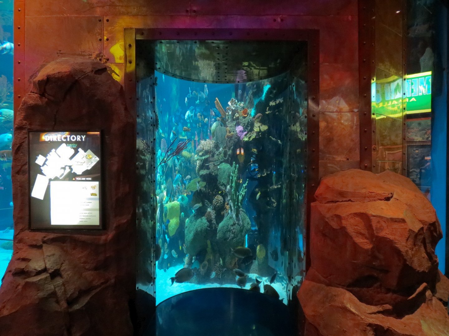 Silverton Casino Las Vegas - Mermaid Aquarium