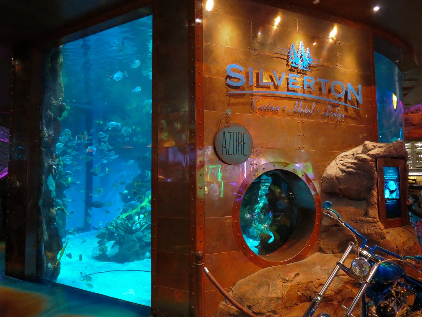Silverton Casino Las Vegas - Mermaid Aquarium