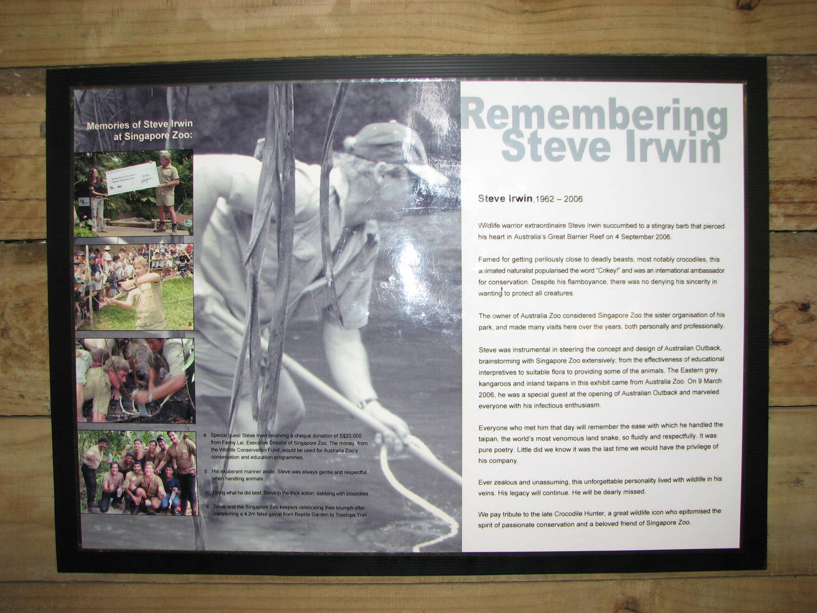 Singapore Zoo 2008 - Plate in remembrance of Steve Irwin