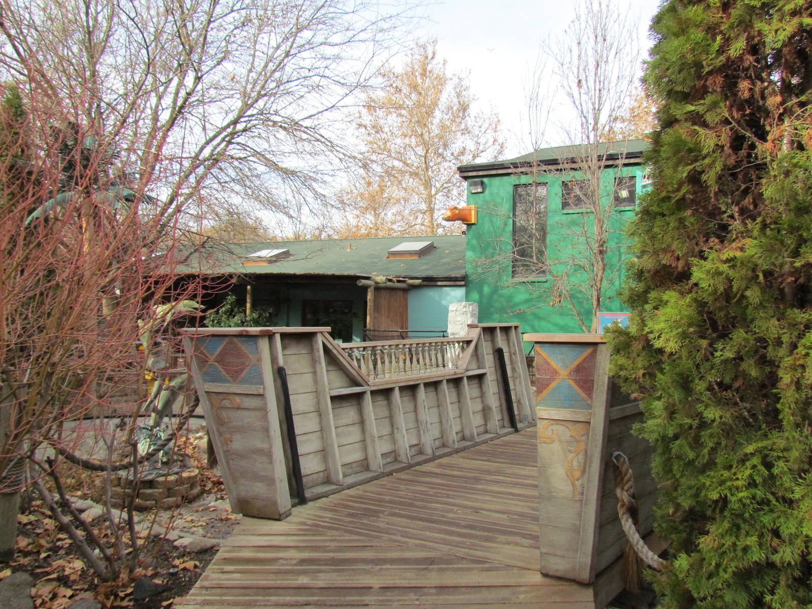 Small Animal Kingdom - Entrance