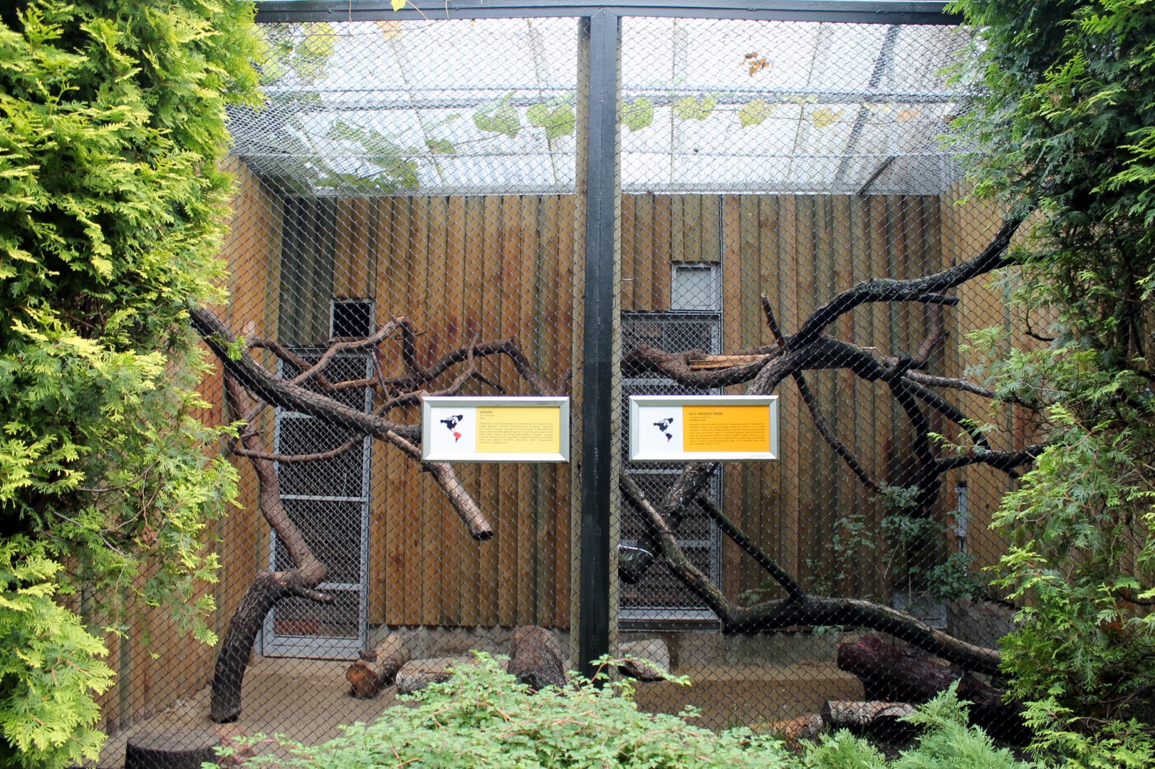 Small Carnivore Enclosures