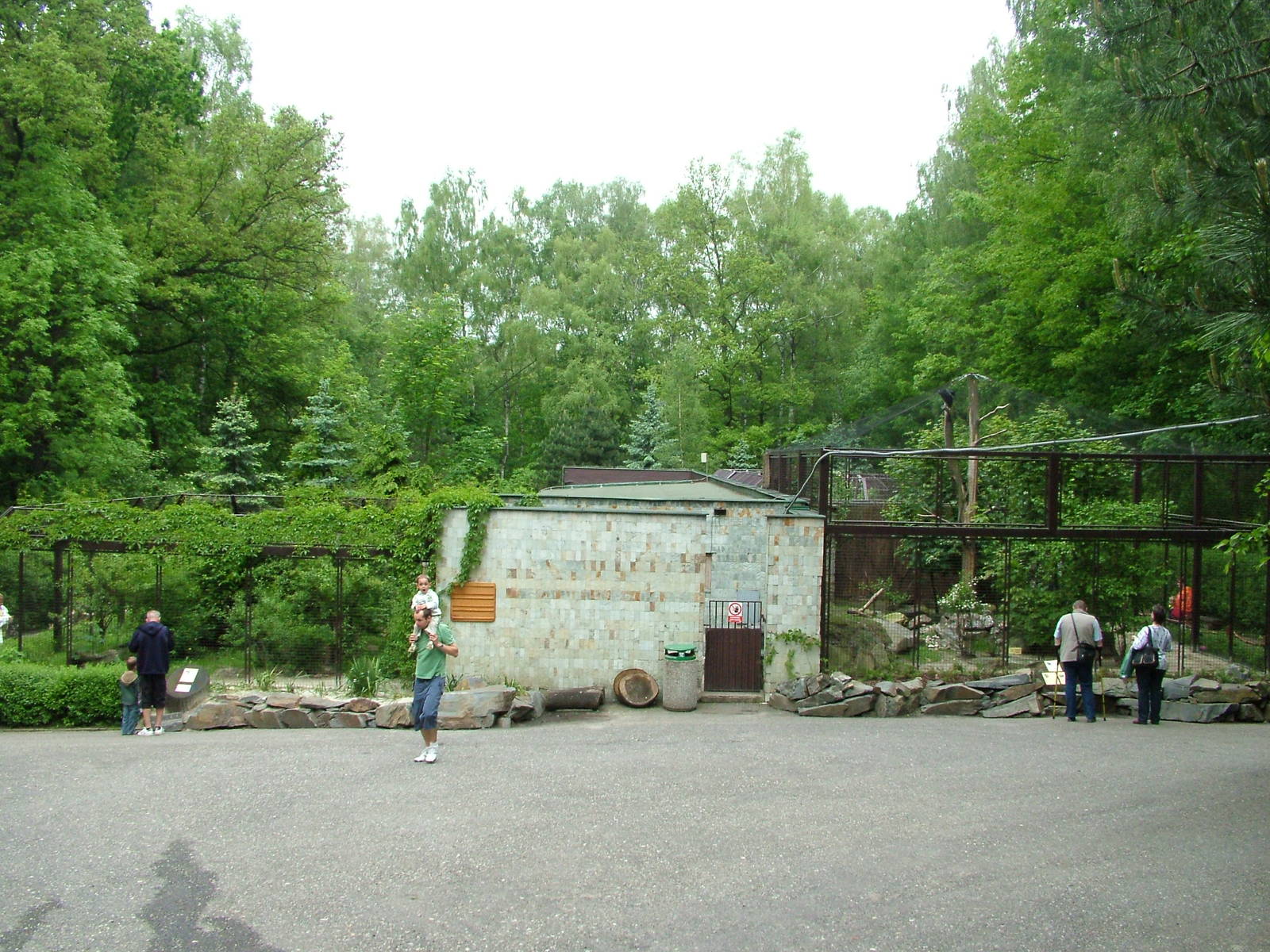 Small Cat House at Ostrava, 29/05/10