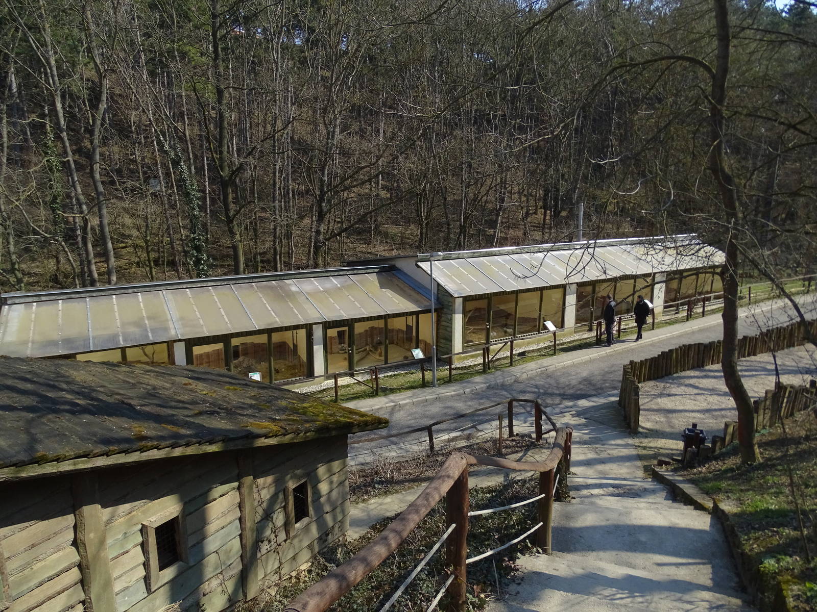 Small mammal enclosure