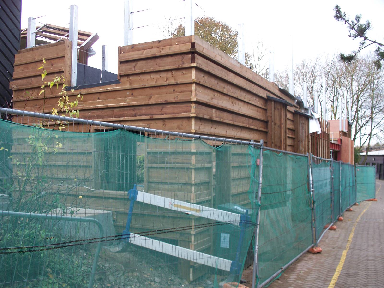sneak  at new sun bear exhibit covered viewing?