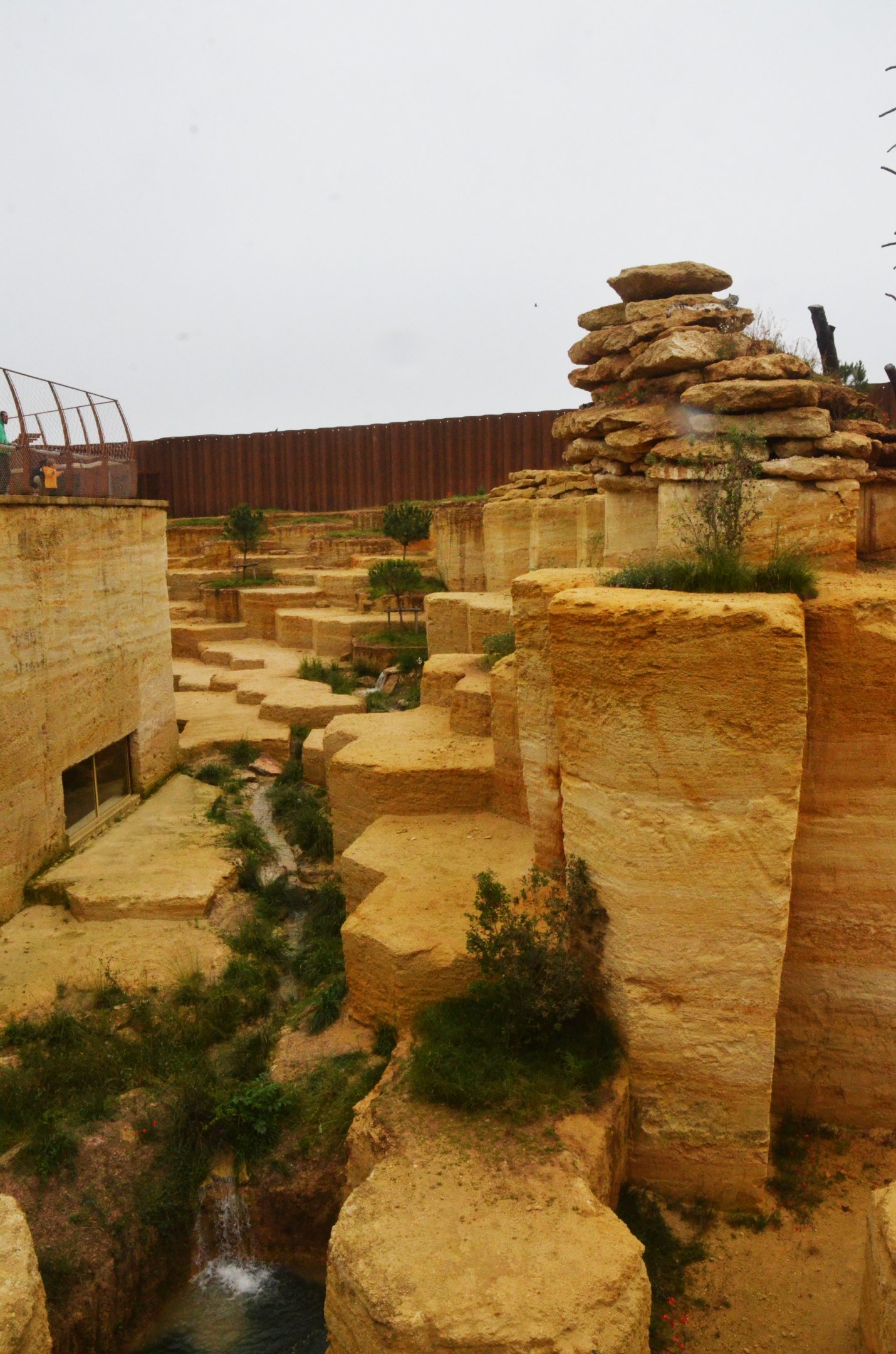Snow Leopard Enclosure from Upper Viewing at Doué-la-Fontaine, 15/06/18