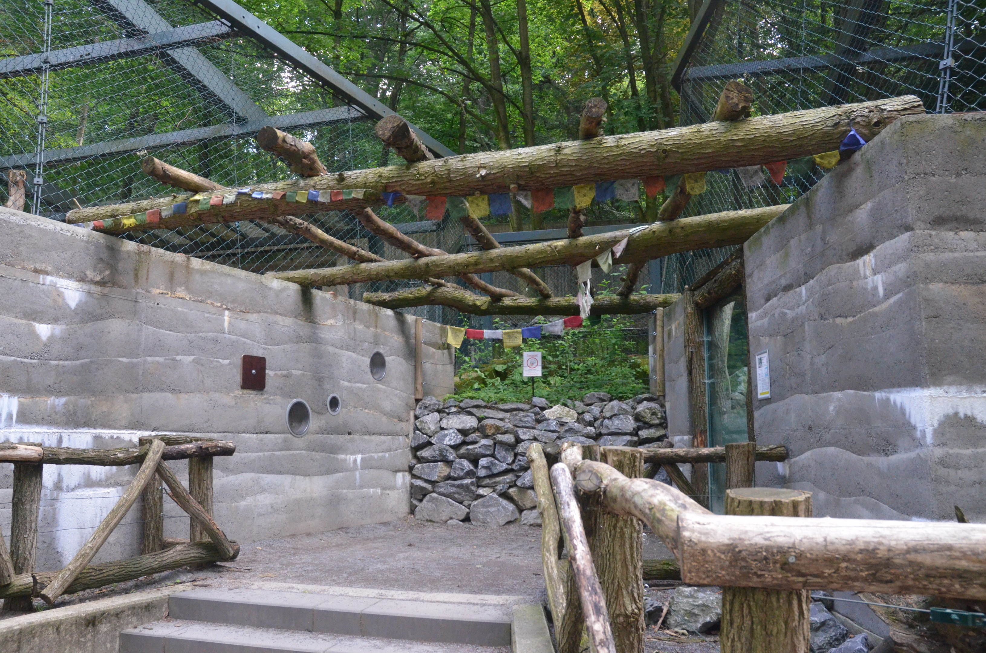 Snow Leopard Enclosures at Wuppertal, 16/06/19
