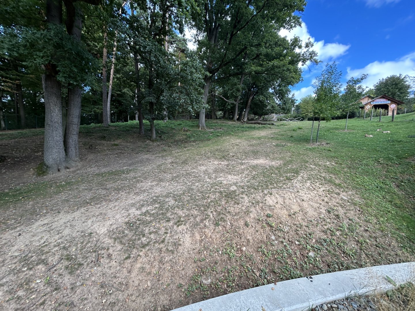 South American Tapir & Mara Exhibit