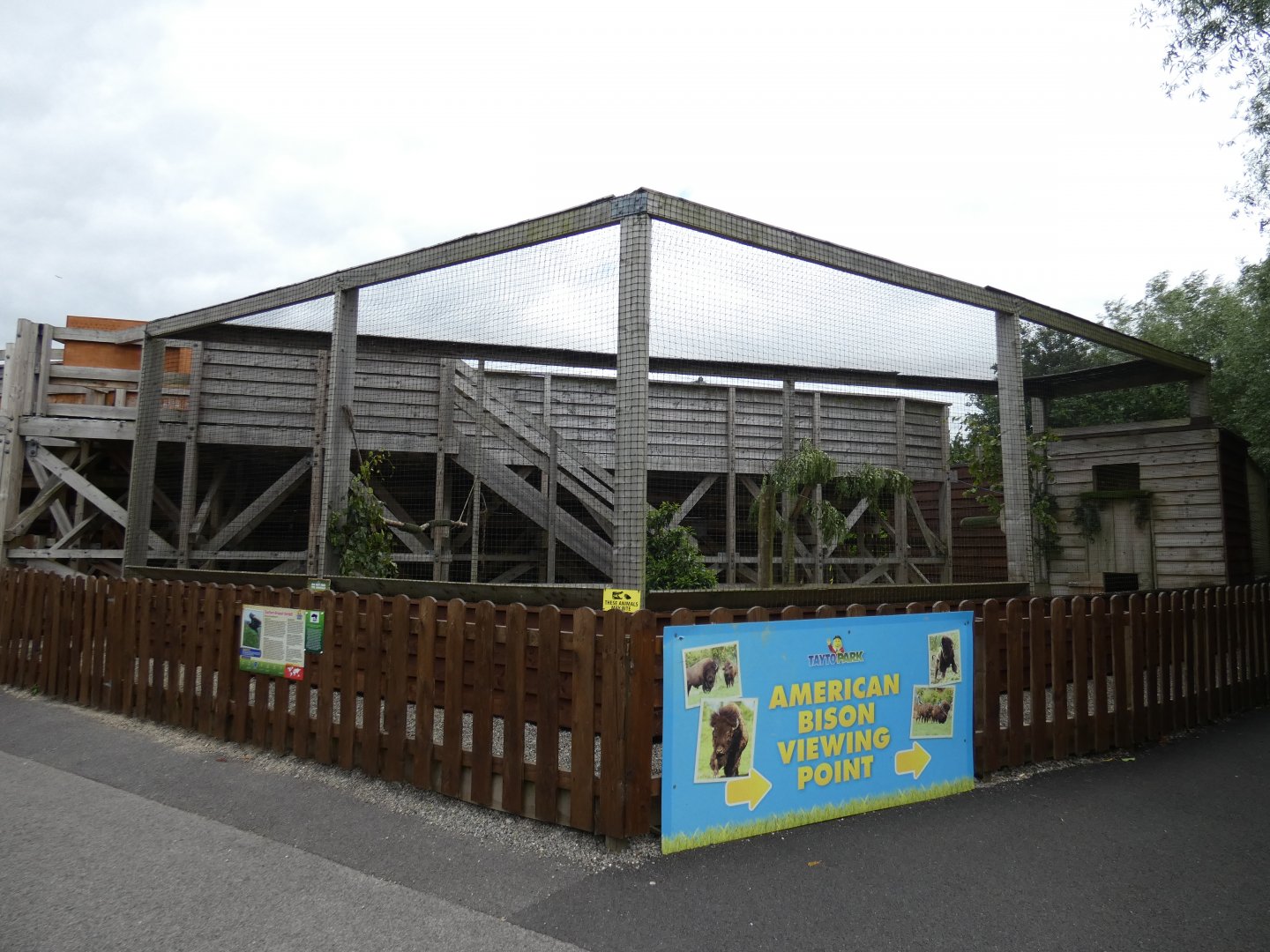 Southern ground hornbill enclosure