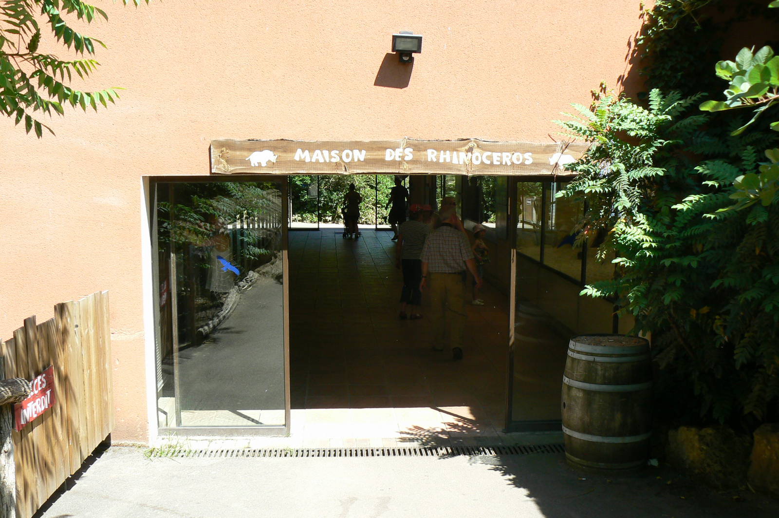 Southern white rhinos exhibit - rhinos house entrance