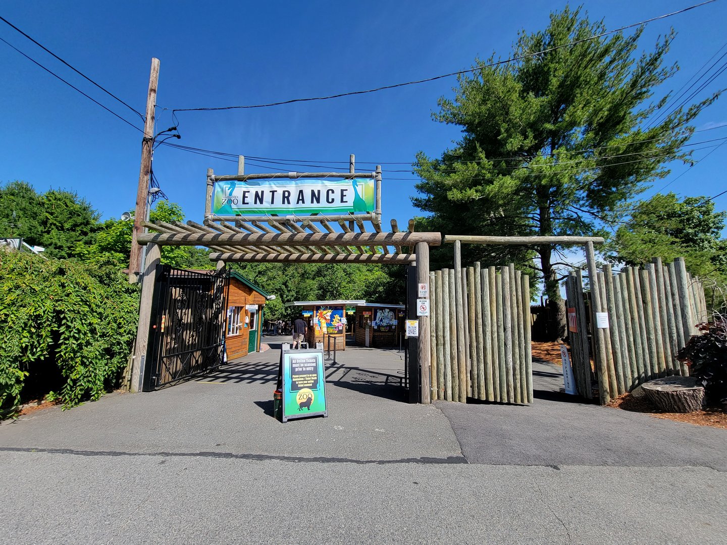 Southwick 7/22 - Entrance