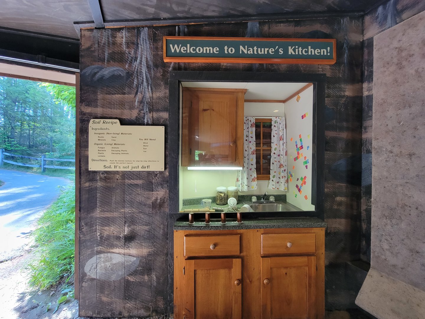 Squam Lakes NSC, 7/22 - Life Underground, what soil is made of