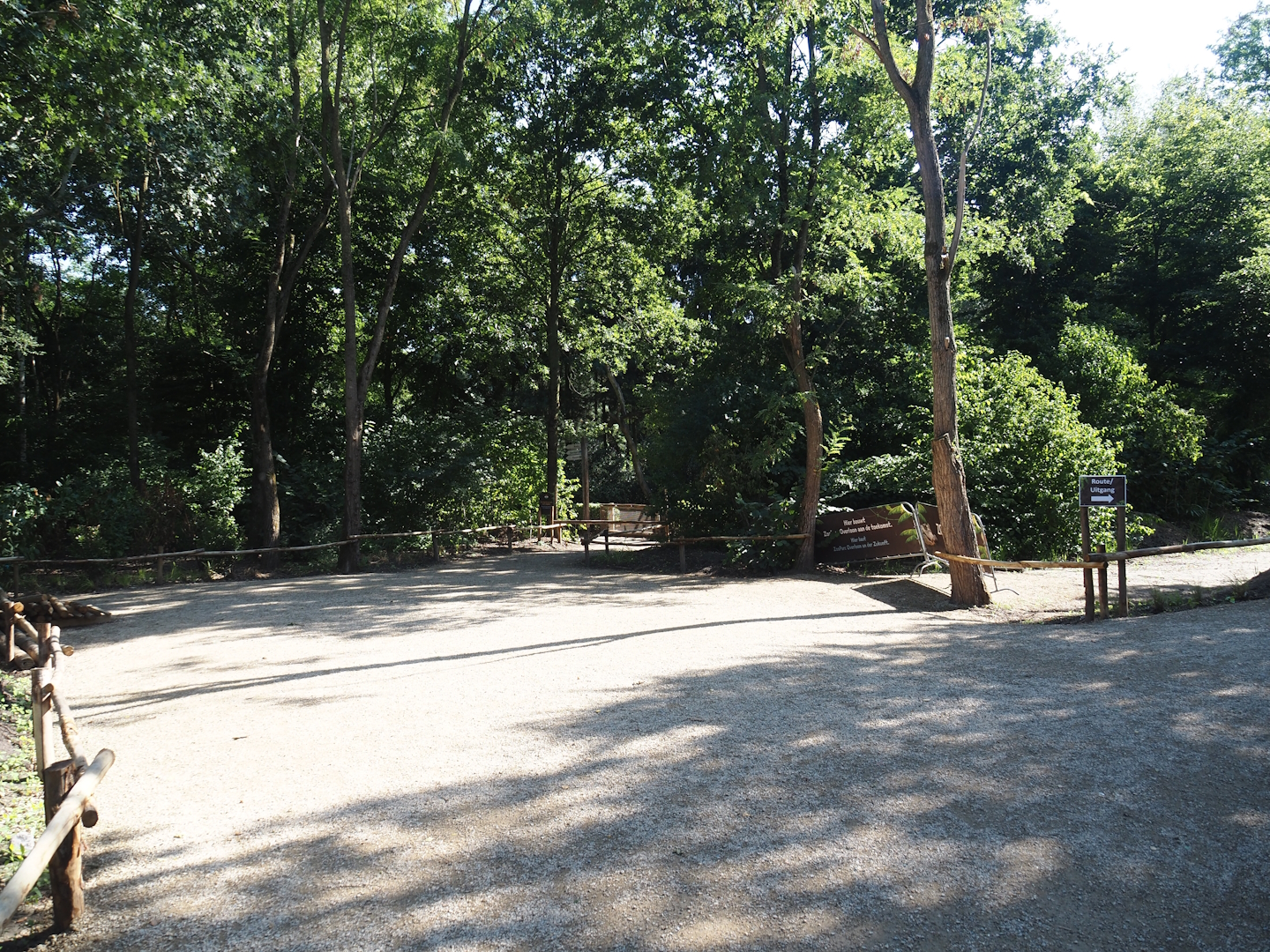 Square for future resting area and snacks and drinks stand between Ngyuwe, Madagascar area and future Asian area, 2025-08-03