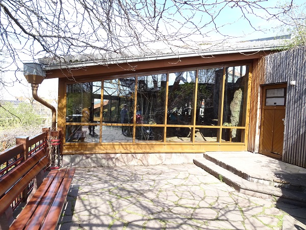 Squirrel monkey house, top view (04/22)