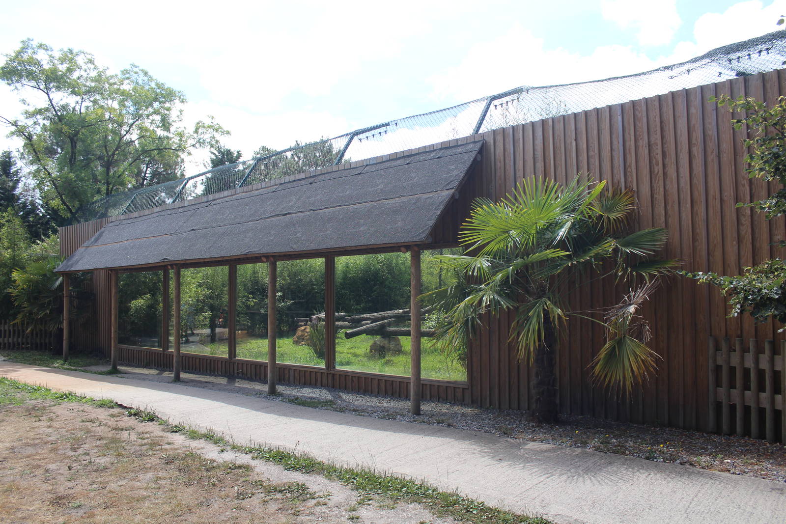 Sri Lankan leopard enclosure, July 2016