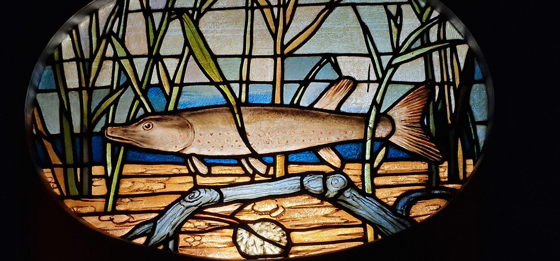 Stained glass decoration panel in aquarium