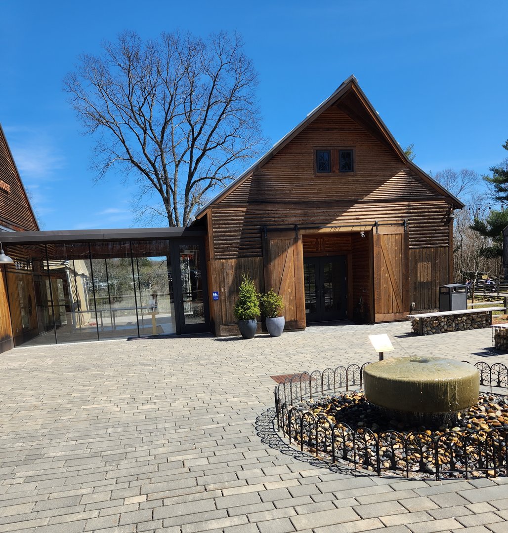 Stamford Museum & NC - Farm entrance