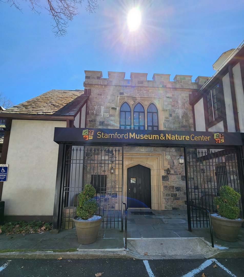 Stamford Museum & NC - Mansion entrance