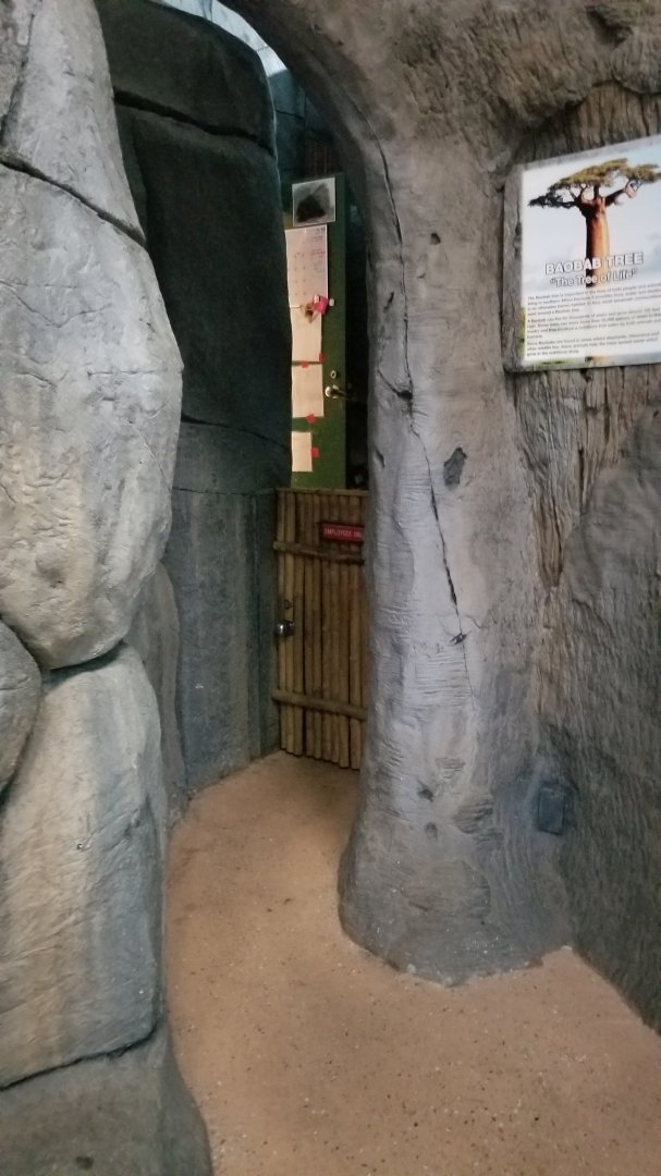 Staten Island Zoo - Hidden doors