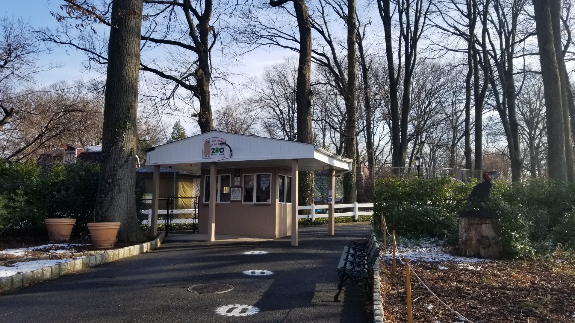Staten Island Zoo - Ticket booth