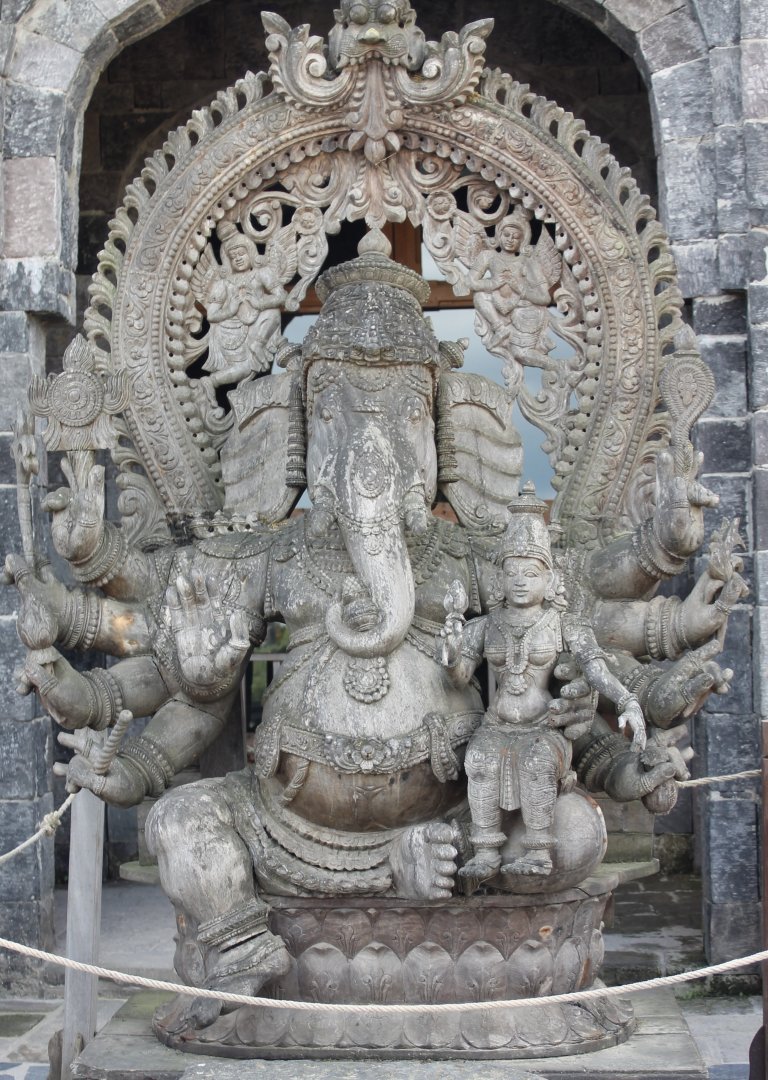 Statue In the Elephant-house