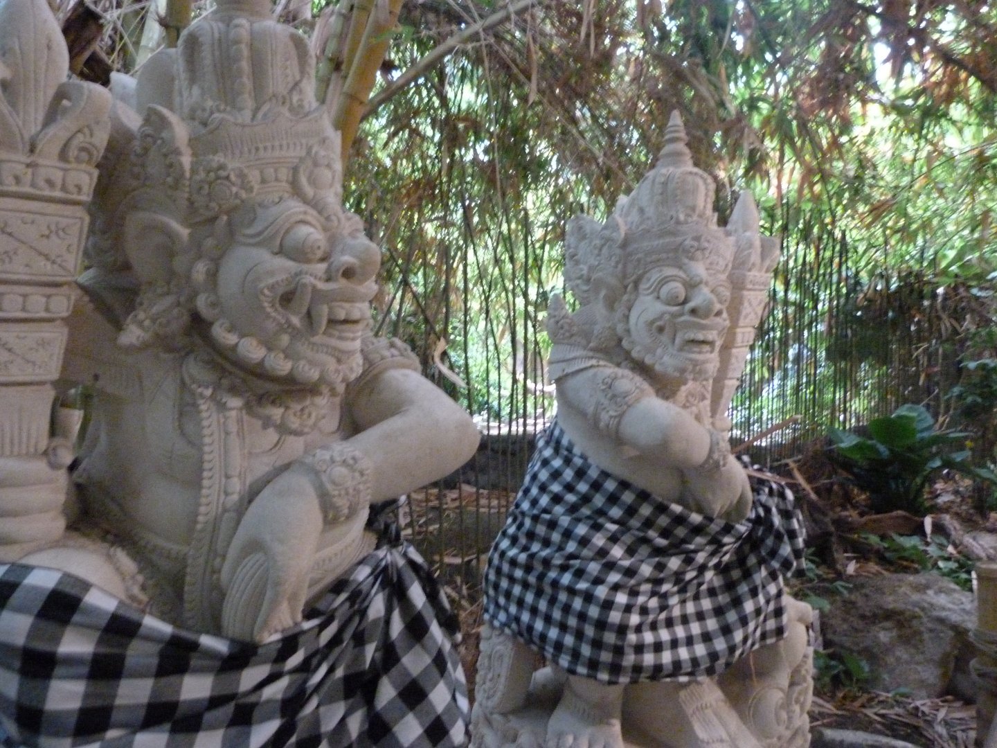 Statues in the greenhouse -Tierpark Berlin (2024)