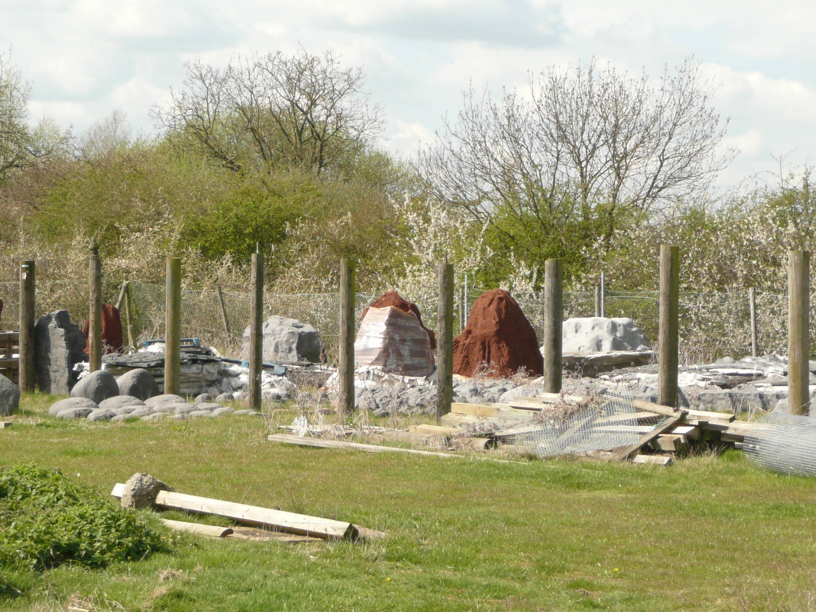 Stock of artificial rocks and termite mounds