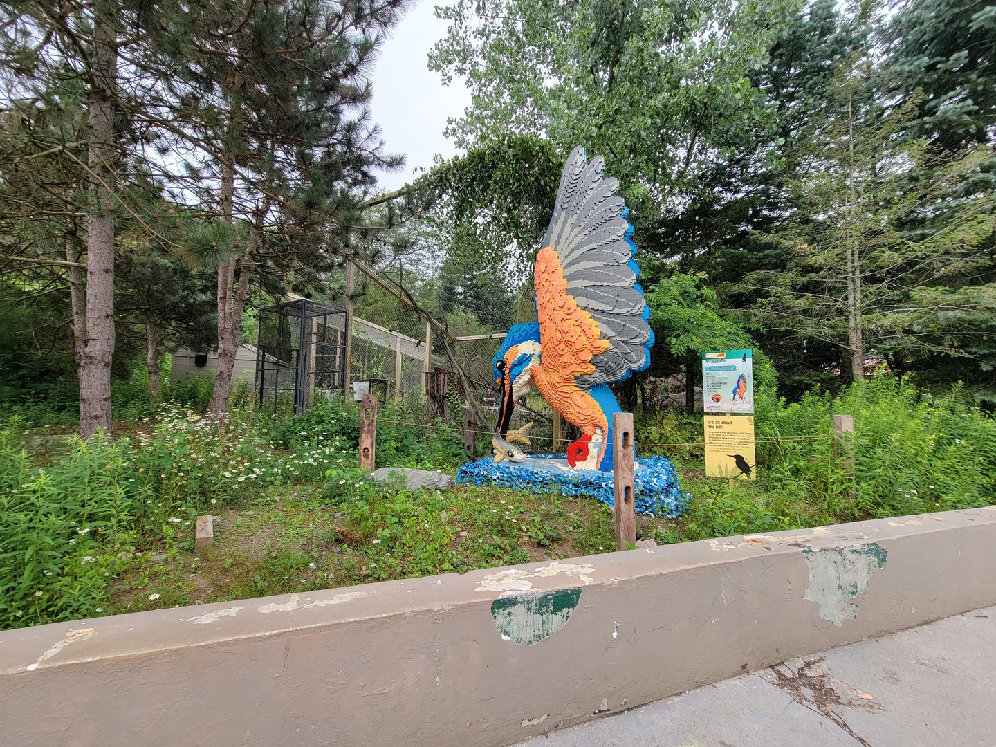 Stone Zoo 7/22 - Kingfisher Lego sculpture