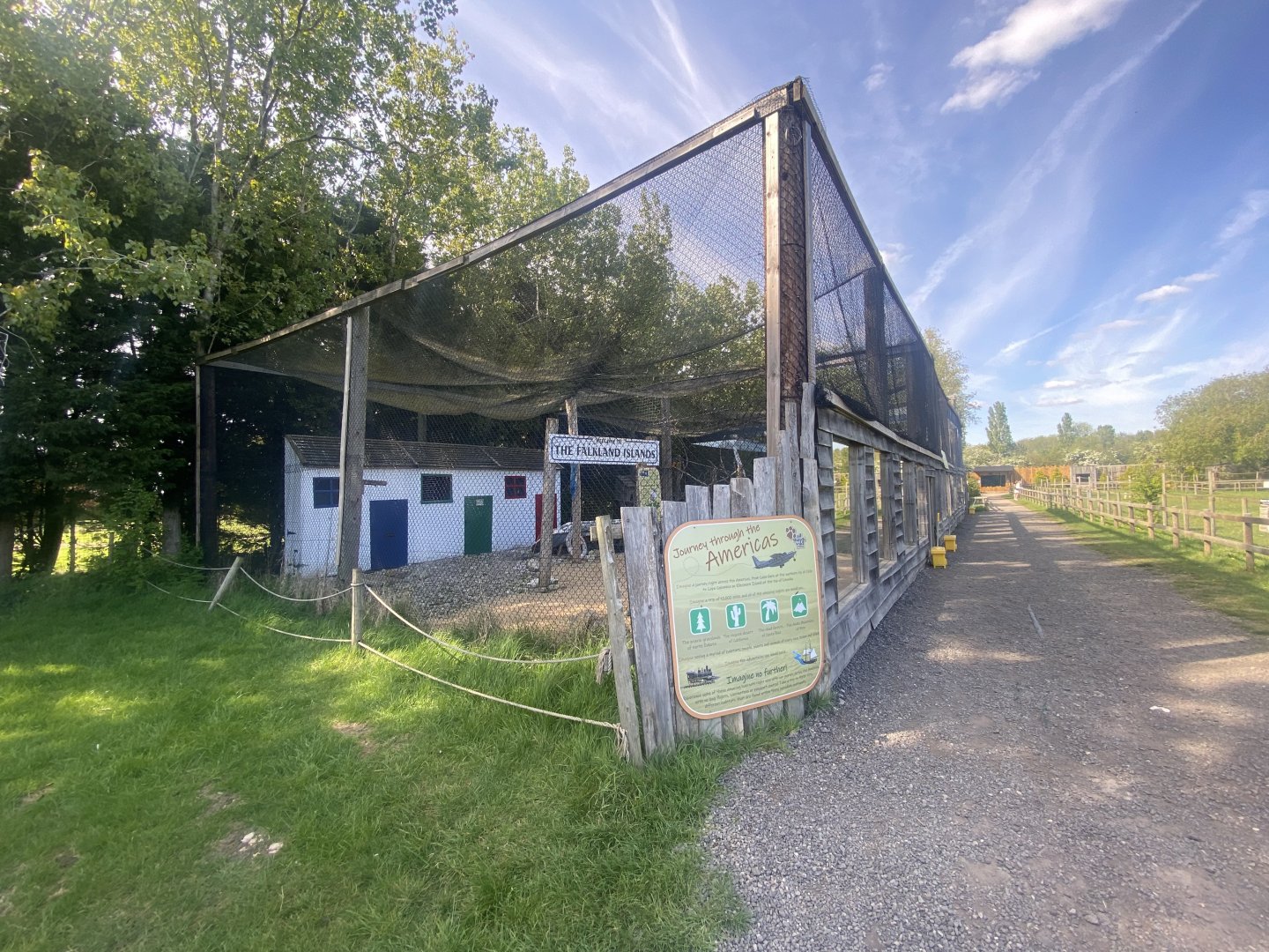 Striated caracara aviary 280425