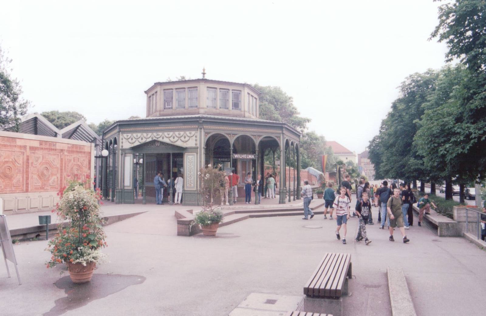 Stuttgart 1999 - Main Gate