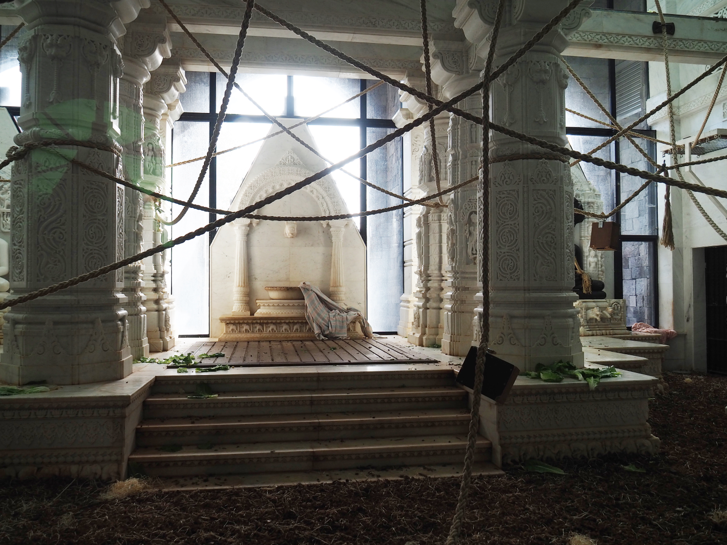 Sumatran orangutan indoor housing in the temple, 2019-10-04