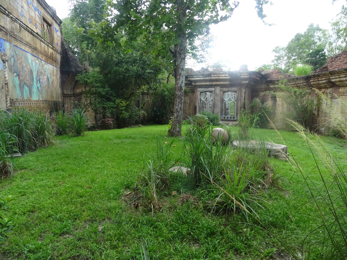 Sumatran Tiger Enclosure at Disney's Animal Kingdom (2014)