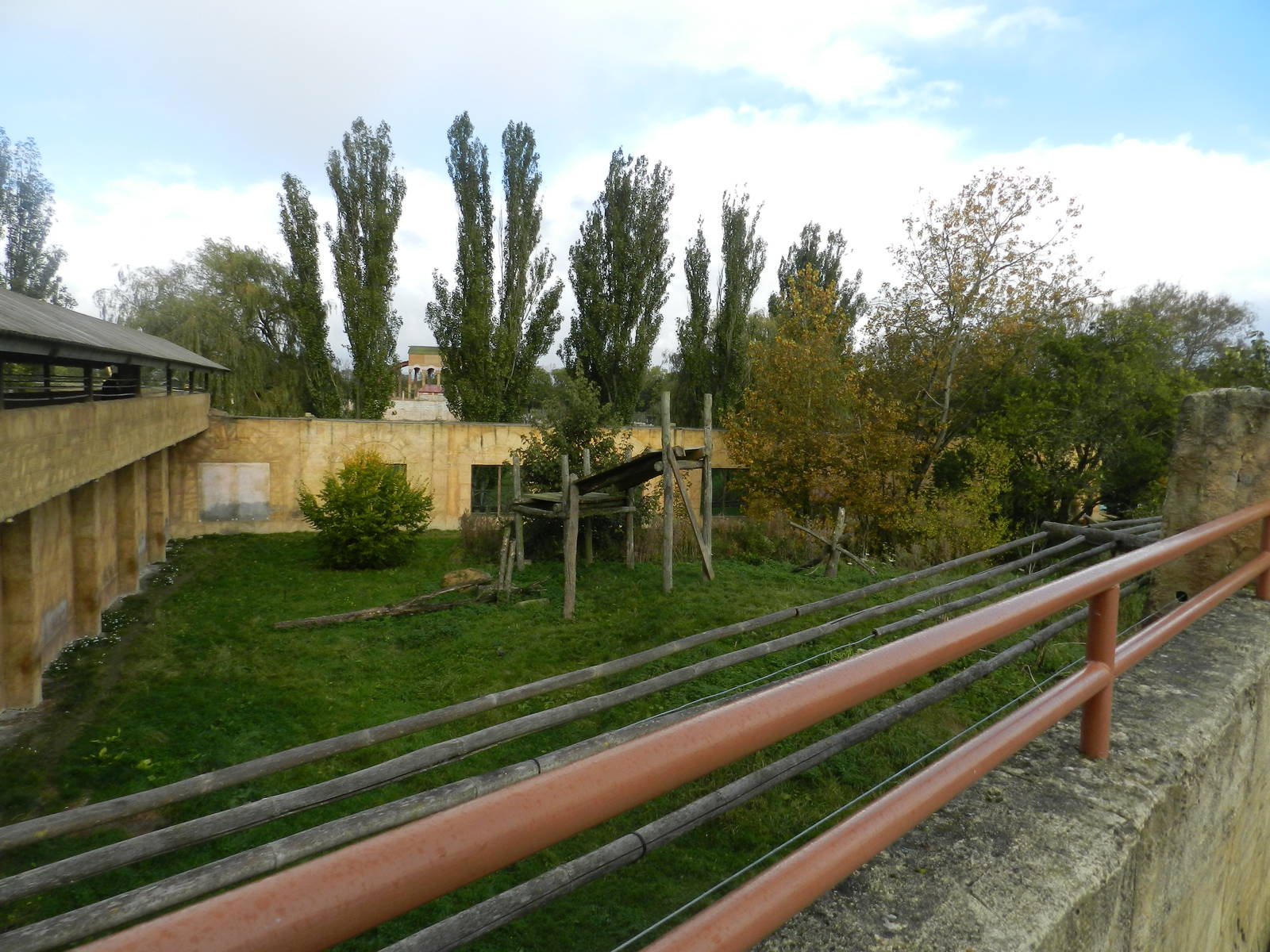 Sumatran Tiger Exhibit at Flamingo Land - 14/10/2012