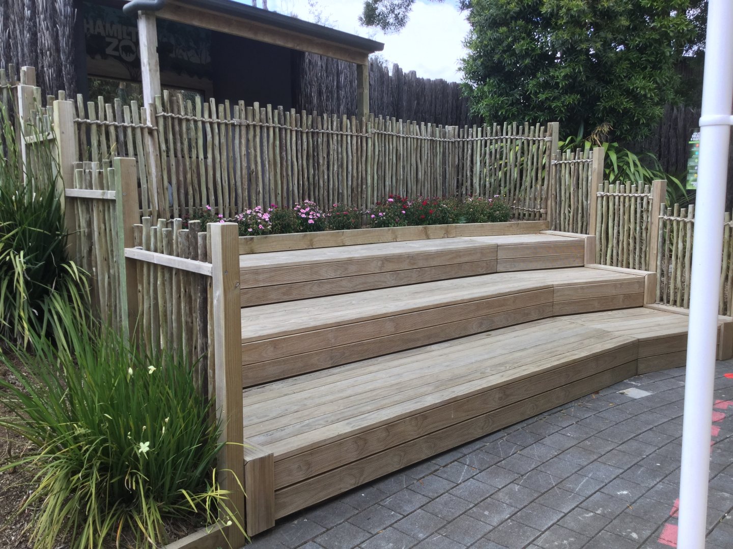 Sumatran Tiger Exhibit (Viewing Stand)
