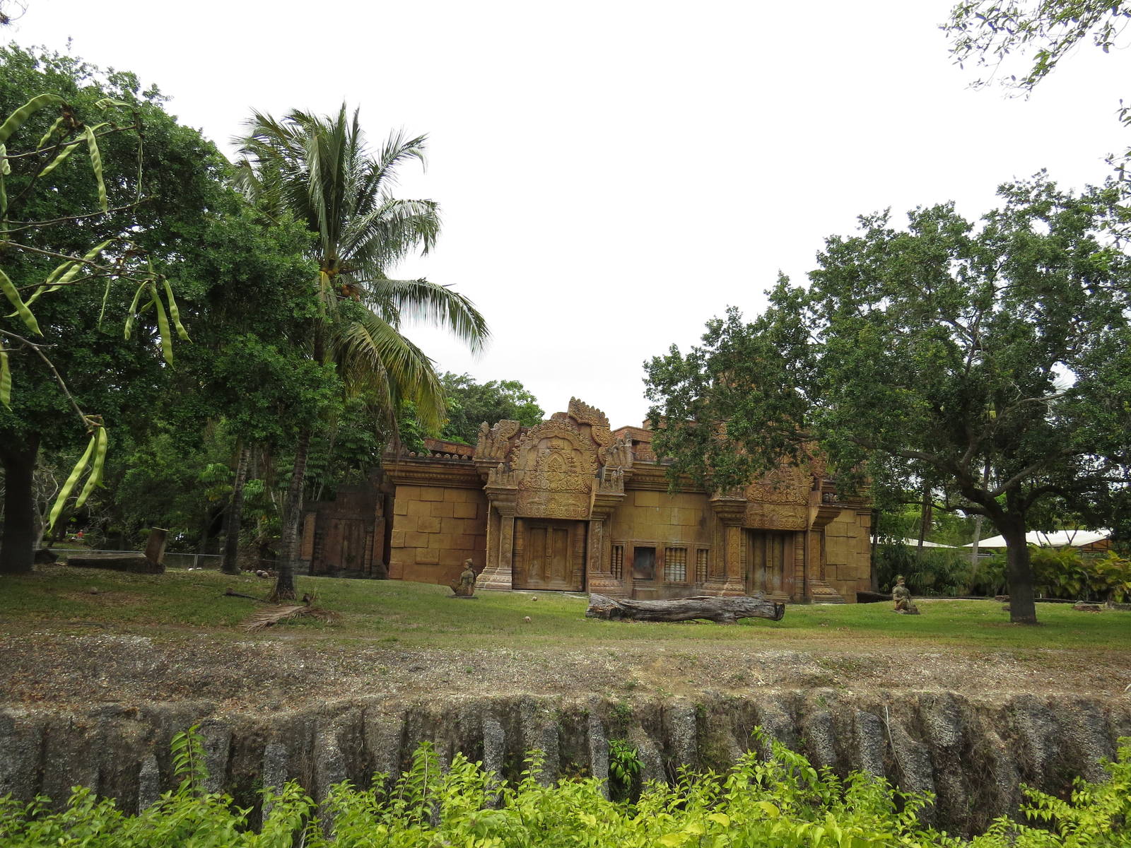 Sumatran tiger temple, March 2015