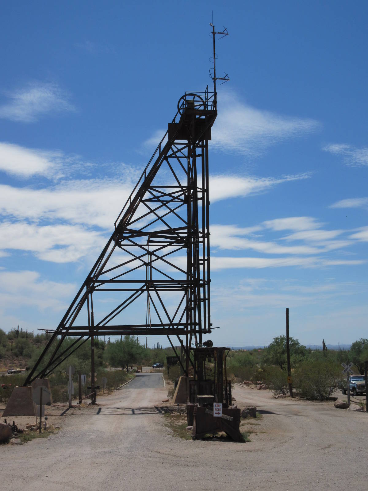 Superstition Serpentarium (Arizona) - Goldfield Ghost Town (Est. 1893)