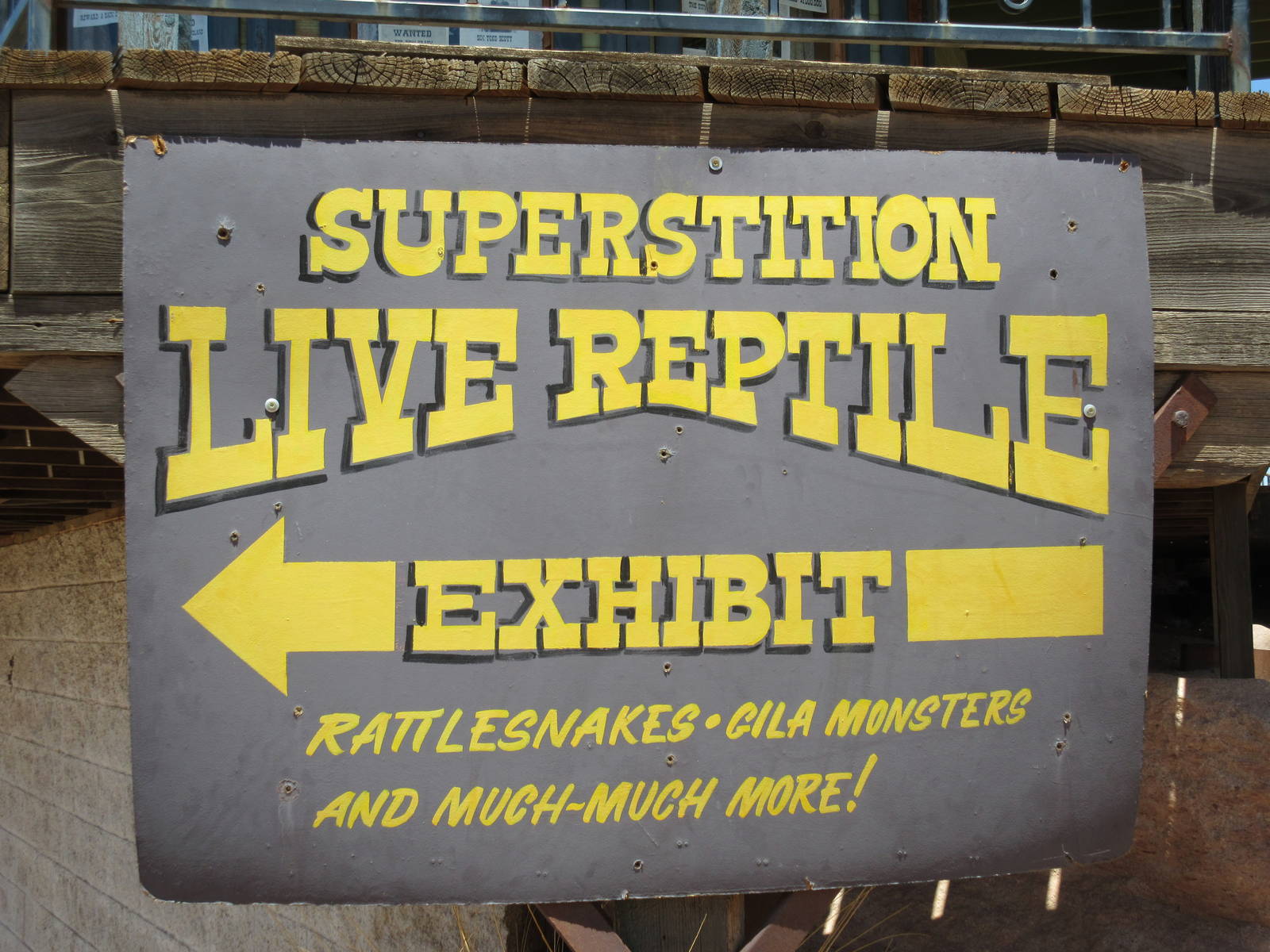 Superstition Serpentarium (Arizona) - Reptile Zoo Sign