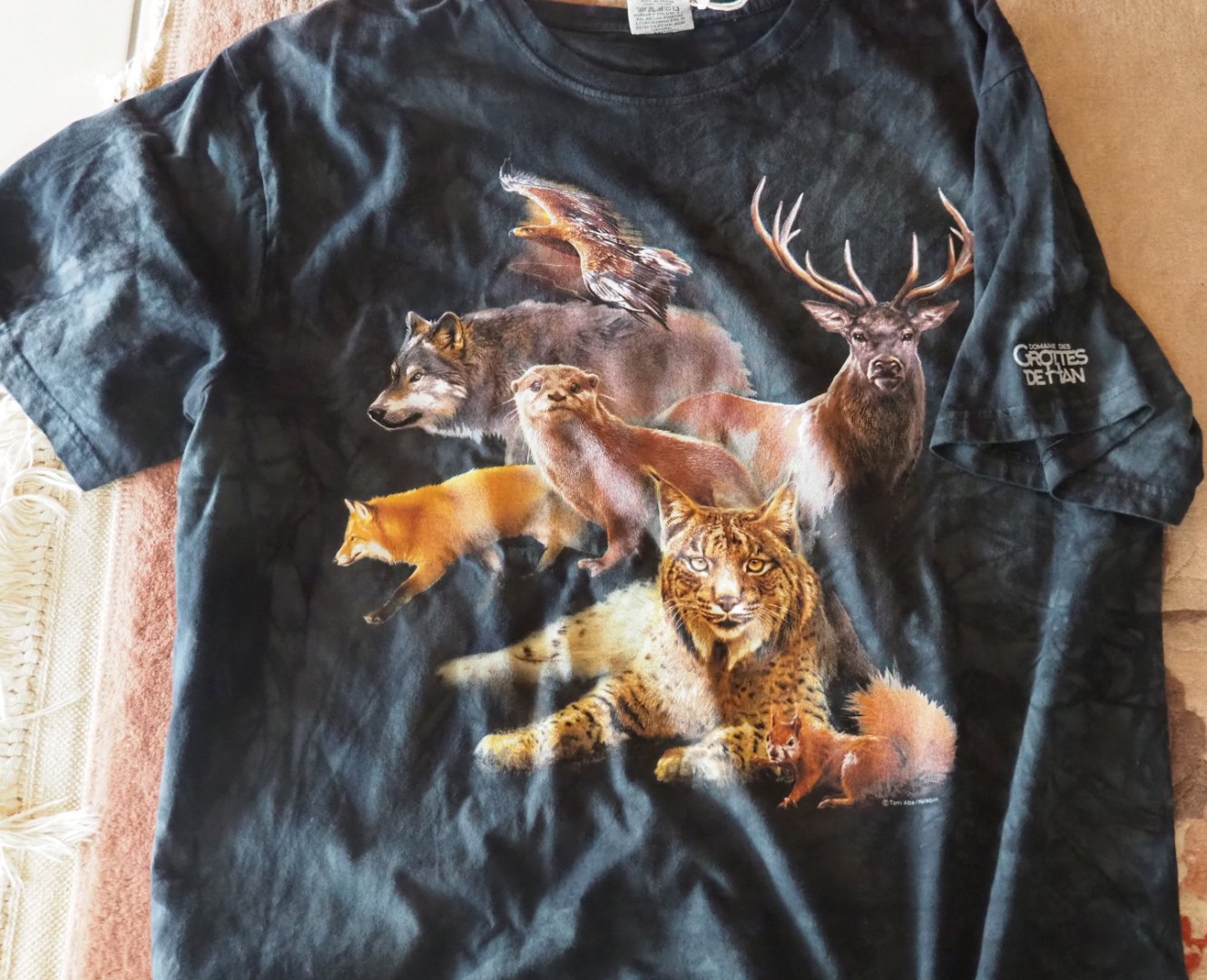 T-shirt with European animals bought at Han wildlife park, 2020-07-12