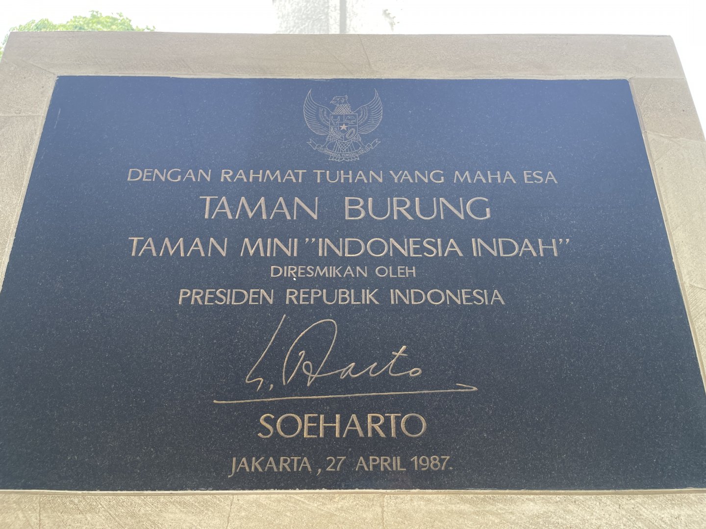 taman burung’s inauguration inscription (1)